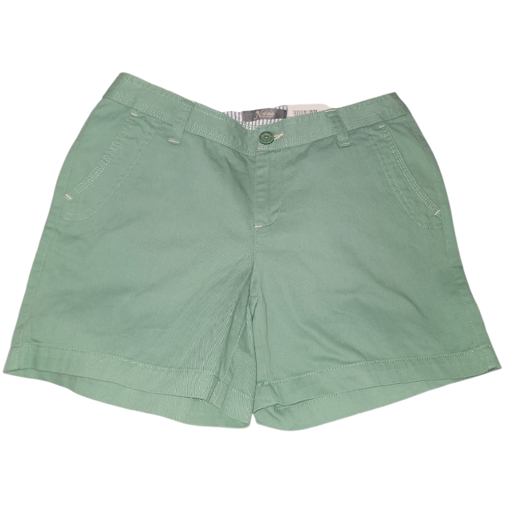 Natural Reflections Frosty Spruce Green Women's Shorts Size 2 NWT